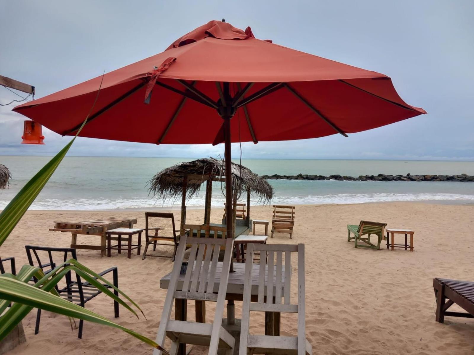Blue Horizon Beach Hotel Tangalle Buitenkant foto