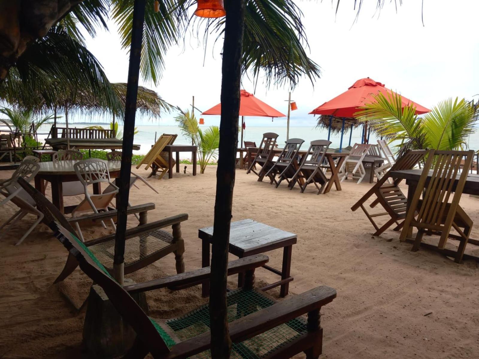 Blue Horizon Beach Hotel Tangalle Buitenkant foto