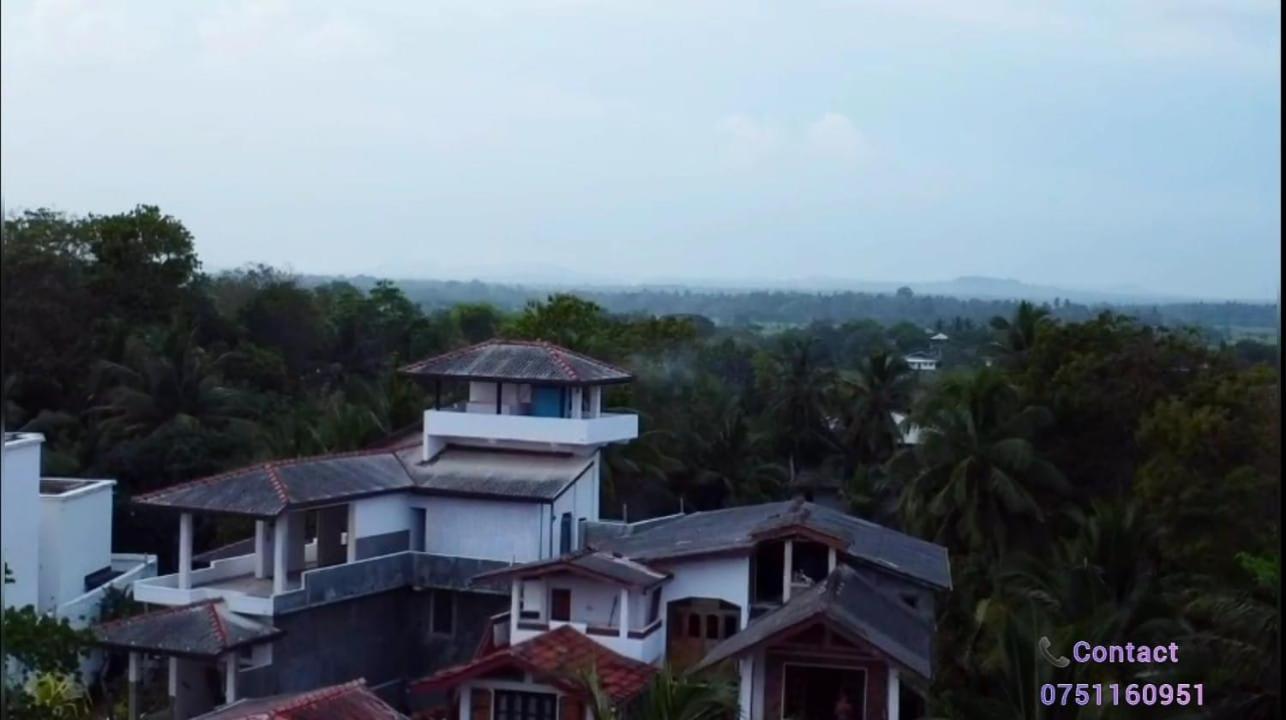 Blue Horizon Beach Hotel Tangalle Buitenkant foto